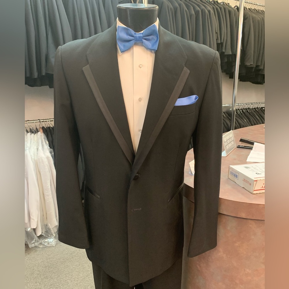 Retro Oscar de la Renta Tuxedo Jacket